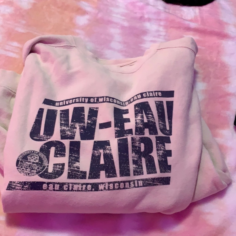 UWEC sweatshirt, super soft size Medium/ Large Worn a few times!